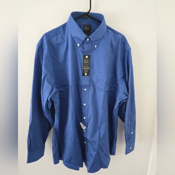 Jos. A. Bank Other - NWT Jos A Bank Traveler Shirt Traditional Fit Mens Size XL 18-35 Blue Cotton
